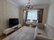 Продается 4-комн. вторичка 100 м², м. Ази Асланов, photo 1 from 8