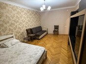 Продаётся 1-комн. вторичка 43 м², м. Элмляр Академиясы, photo 3 from 8