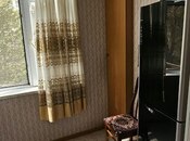 Satılır 2 otaqlı köhnə tikili 50 m², İnşaatçılar m., photo 2 from 8