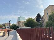 Satılır 8 otaqlı köhnə tikili 280 m², 28 May m., photo 3 from 8