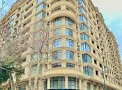 Сдаётся 2-комн. новостройка 65 м², м. Ичеришехер, photo 1 from 8