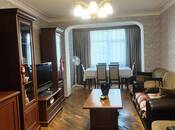 Satılır 3 otaqlı köhnə tikili 86 m², Gənclik m., photo 1 from 8