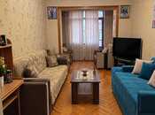 Продается 2-комн. вторичка 70 м², м. Азадлыг проспекти, photo 1 from 8