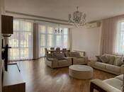 Сдаётся 4-комн. новостройка 200 м², м. Низами, photo 1 from 8