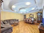 Satılır 4 otaqlı köhnə tikili 120 m², Azadlıq Prospekti m., photo 1 from 8