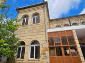 Satılır 7 otaqlı həyət evi/bağ evi 380 m², Badamdar q., photo 1 from 8