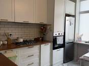 Продается 2-комн. вторичка 62 м², м. Нариман Нариманов, photo 1 from 8