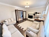 Сдаётся 2-комн. новостройка 110 м², м. Низами, photo 1 from 8