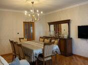 Satılır 4 otaqlı köhnə tikili 100 m², Bakıxanov q., photo 1 from 8