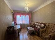 Satılır 2 otaqlı köhnə tikili 65 m², Həzi Aslanov m., photo 1 from 8