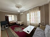 Satılır 2 otaqlı köhnə tikili 65 m², Qaraçuxur q., photo 1 from 8