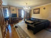 Satılır 2 otaqlı köhnə tikili 54 m², Şah İsmayıl Xətai m., photo 1 from 8