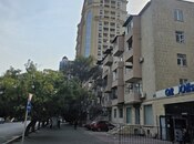 Продаётся 2-комн. вторичка 60 м², м. Элмляр Академиясы, photo 2 from 8