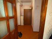 Сдается 1-комн. вторичка 35 м², м. Нефтчиляр, photo 3 from 8