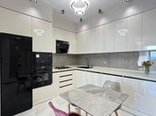 Продаётся 2-комн. новостройка 70 м², м. Ази Асланов, photo 1 from 8