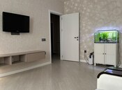 Сдаётся 2-комн. новостройка 86 м², м. Низами, photo 3 from 8