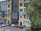 Продается 3-комн. вторичка 80 м², Ясамальский р., photo 7 from 8