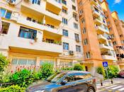 Satılır 3 otaqlı köhnə tikili 80 m², Qara Qarayev m., photo 1 from 8