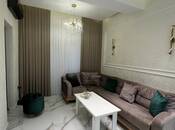Продаётся 2-комн. новостройка 65 м², м. Гянджлик, photo 1 from 8