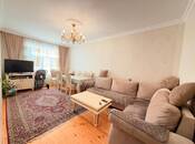 Satılır 3 otaqlı köhnə tikili 75 m², Əhmədli q., photo 1 from 8