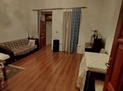 Satılır 4 otaqlı köhnə tikili 80 m², 28 May m., photo 2 from 8