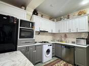 Satılır 4 otaqlı köhnə tikili 105 m², Qara Qarayev m., photo 2 from 8