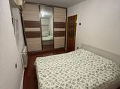 Продается 2-комн. вторичка 57 м², м. Элмляр Академиясы, photo 4 from 8