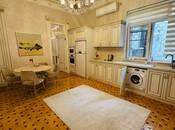İcarəyə verilir 4 otaqlı köhnə tikili 150 m², Nizami m., photo 6 from 8