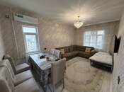 Satılır 2 otaqlı köhnə tikili 65 m², İnşaatçılar m., photo 1 from 8