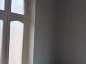 Продаётся 2-комн. вторичка 40 м², м. Ази Асланов, photo 3 from 7