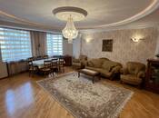 Satılır 4 otaqlı yeni tikili 152 m², 28 May m., photo 1 from 8