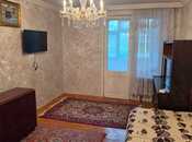 Продается 1-комн. вторичка 35 м², м. Нефтчиляр, photo 2 from 8