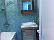 Satılır 3 otaqlı köhnə tikili 55 m², Xalqlar Dostluğu m., photo 2 from 8
