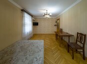 Продаётся 1-комн. вторичка 29 м², м. Нефтчиляр, photo 2 from 8