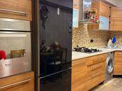 Satılır 2 otaqlı köhnə tikili 70 m², Gənclik m., photo 2 from 8