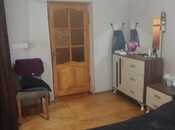 Продается 3-комн. вторичка 70 м², photo 2 from 8