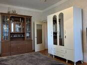Продается 2-комн. вторичка 45.5 м², м. Нефтчиляр, photo 4 from 8
