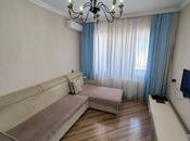 Satılır 2 otaqlı köhnə tikili 60 m², Xalqlar Dostluğu m., photo 3 from 8