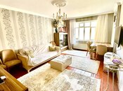 Satılır 2 otaqlı köhnə tikili 60 m², Xalqlar Dostluğu m., photo 1 from 8