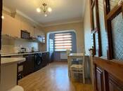Продается 2-комн. вторичка 65 м², м. Иншаатчылар, photo 3 from 8
