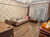 Продаётся 3-комн. вторичка 95 м², м. Кара Караев, photo 2 from 8