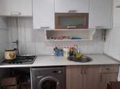 Satılır 1 otaqlı köhnə tikili 45 m², İnşaatçılar m., photo 3 from 8