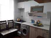 Satılır 1 otaqlı köhnə tikili 45 m², İnşaatçılar m., photo 4 from 8