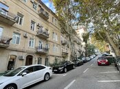Satılır 2 otaqlı köhnə tikili 56 m², İçəri Şəhər m., photo 1 from 8
