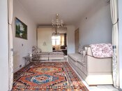 Продается 2-комн. вторичка 37 м², м. Нефтчиляр, photo 2 from 8