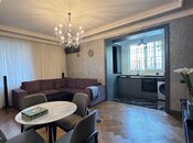 Satılır 2 otaqlı köhnə tikili 43 m², Elmlər Akademiyası m., photo 2 from 8