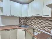 Satılır 2 otaqlı köhnə tikili 65 m², İnşaatçılar m., photo 3 from 8