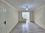Satılır 3 otaqlı köhnə tikili 75 m², İnşaatçılar m., photo 7 from 8