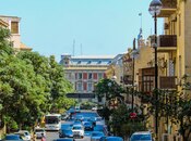 Продается 2-комн. вторичка 50 м², м. Ичеришехер, photo 2 from 8