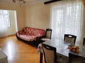Продается 2-комн. вторичка 47 м², пос. 7-ой мкр, photo 1 from 8